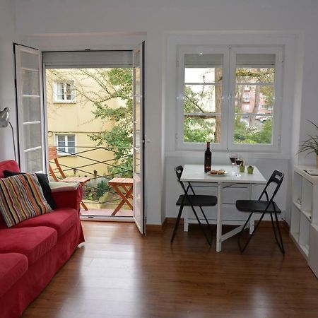 Charming Apartment To Feel Lisbona Esterno foto