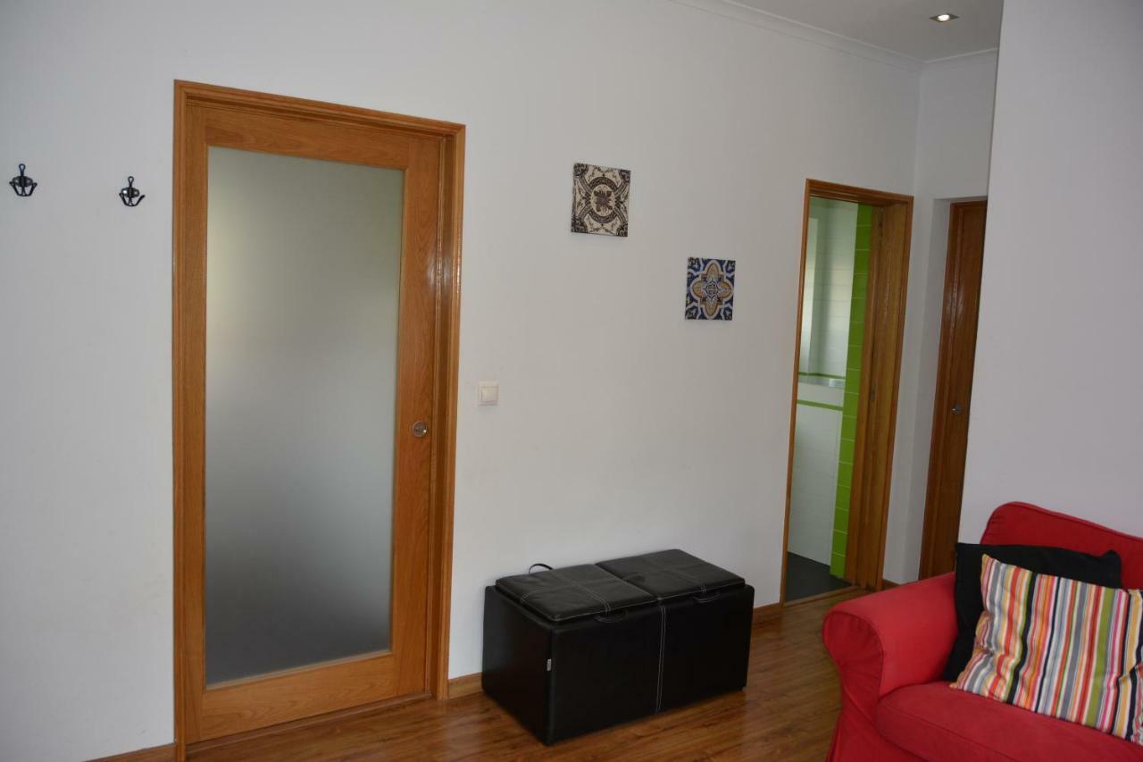 Charming Apartment To Feel Lisbona Esterno foto